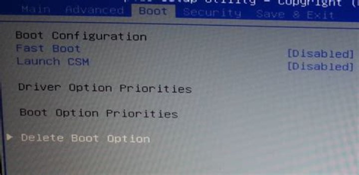 BIOS won't boot my HDD (but it can see it)