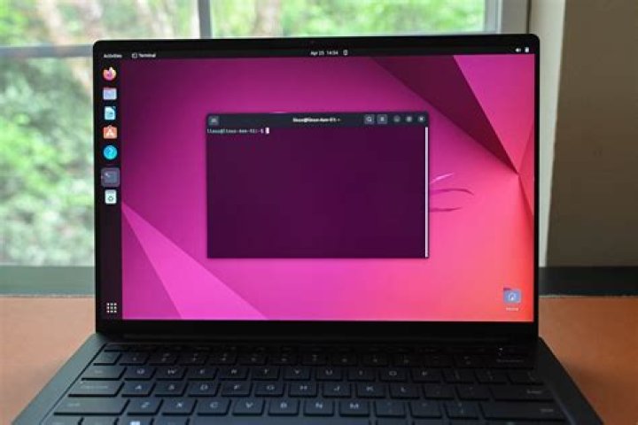 Can't ping Ubuntu laptop from my LAN