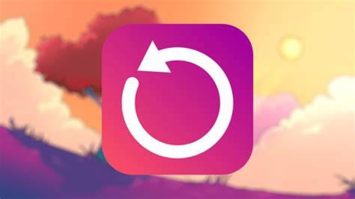 Can I restart the KDE Plasma Desktop without logging out?