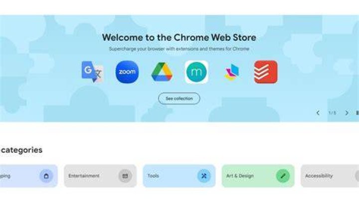 Chrome Web Store searching for "ubuntu" themes with chosen theme having green check in top left corner