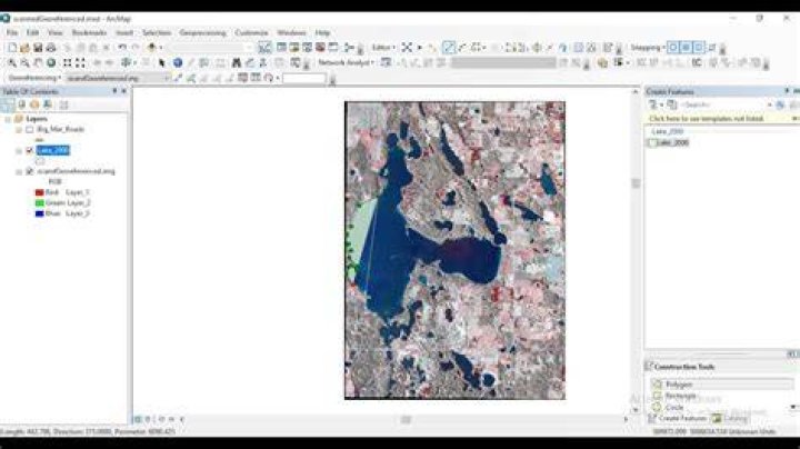 create new shapefile in arcmap using python