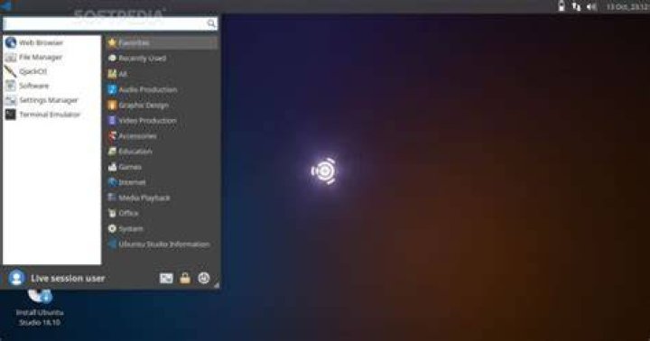 Does Ubuntu Studio come with Ardour installed?