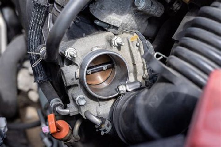 How can I change focus without firing up the throttle?