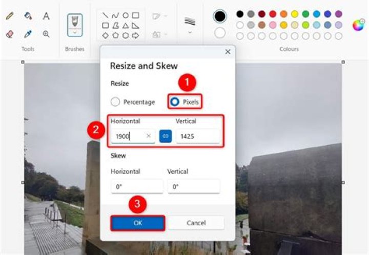 How can I resize pictures changing the aspect ratio?