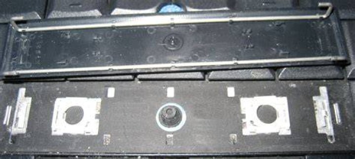 How do I re-attach my spacebar key (I took it off)?