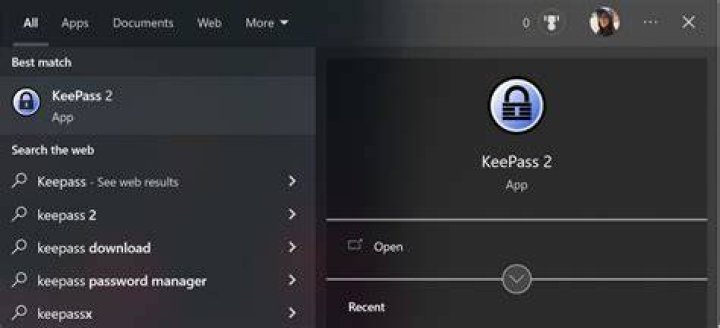 How do I use KeePass app on other computer?