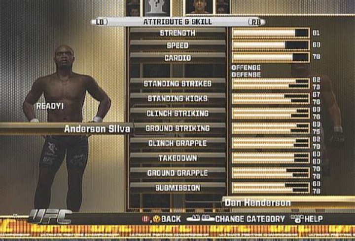 How do you effectively submit an opponent in UFC Undisputed 2010?