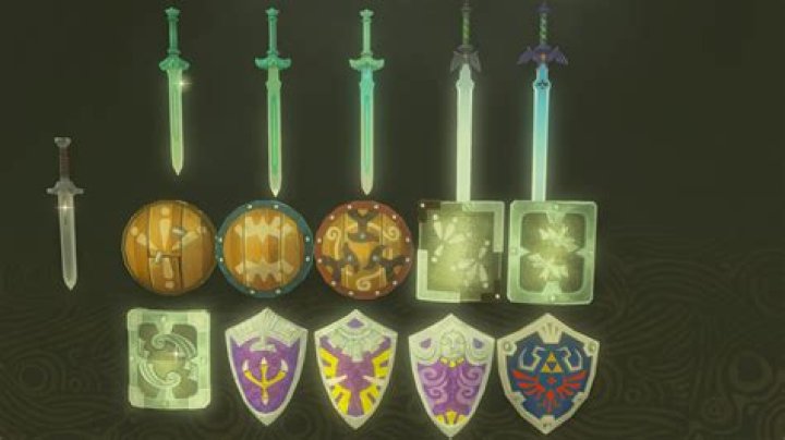 How do you equip items in Zelda: Skyward Sword?