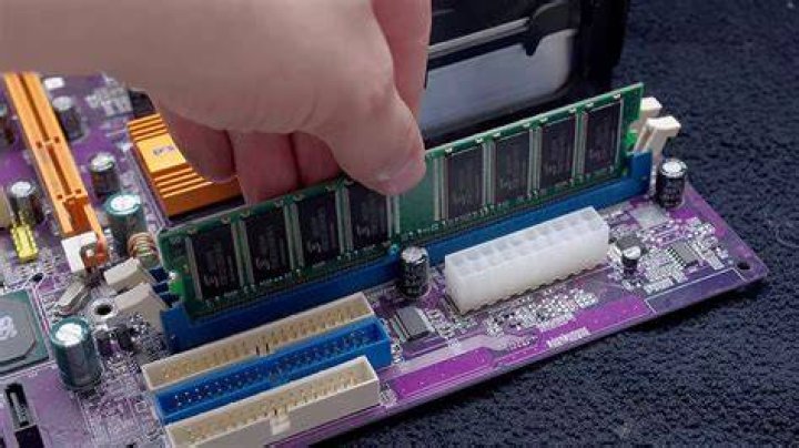 How does a free-up RAM utility free up RAM?