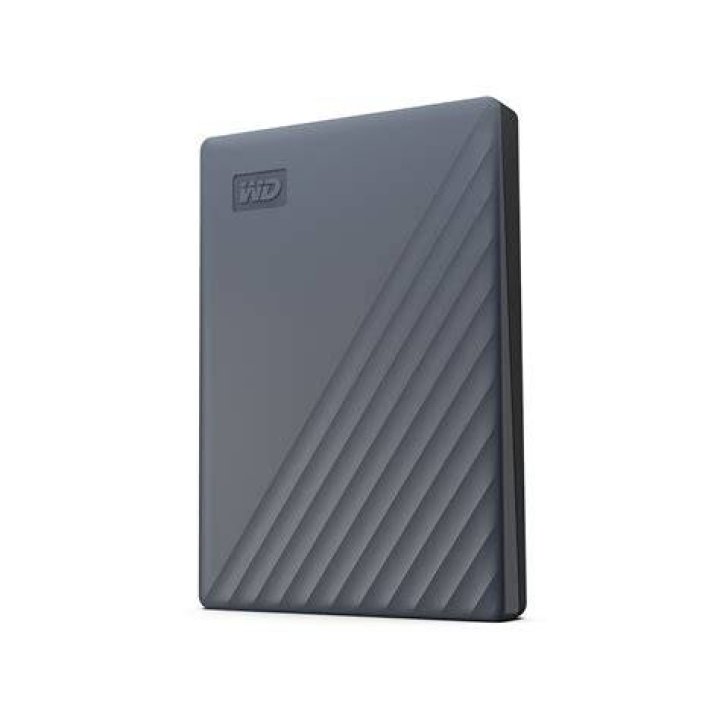 How much power does a Western Digital Passport Essential SE require?