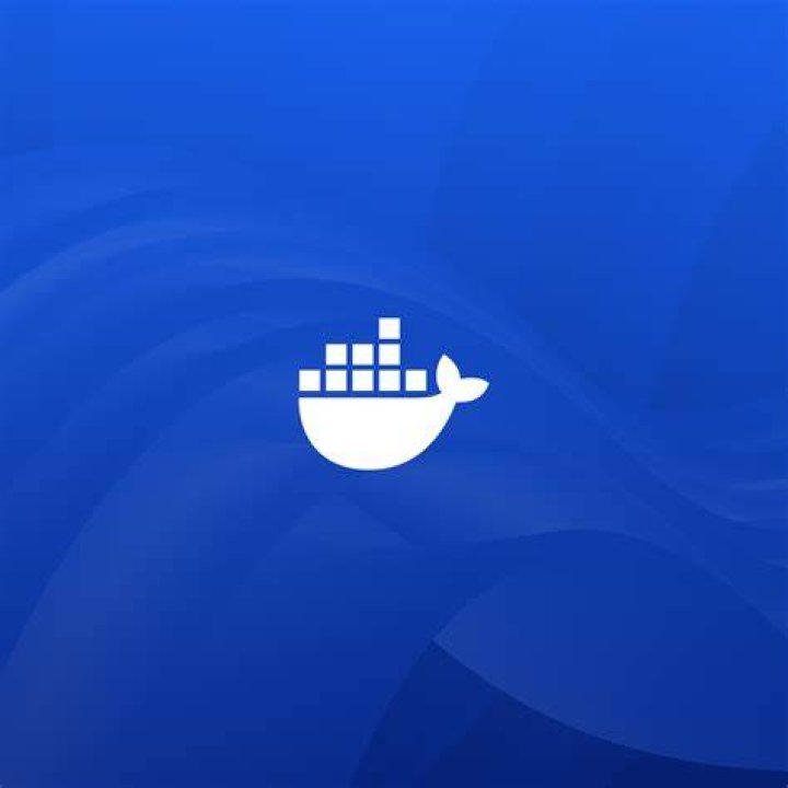 How to create named and latest tag in Docker?