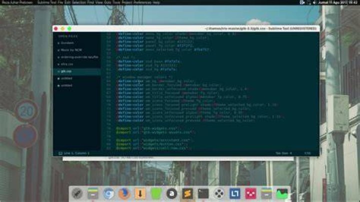 How to install Vala app menu?