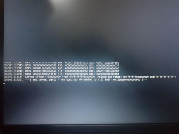 Kernel panic - not syncing: Attempted to kill init! exitcode=0x00007f00