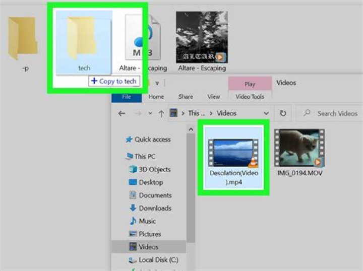 Open a folder in a Graphic File Manager from a terminal [duplicate]