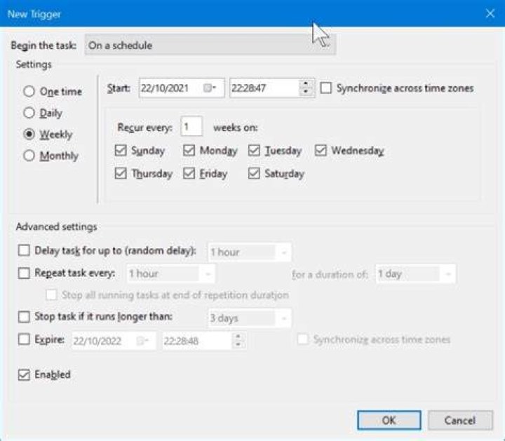 Powershell/CMD continuous ping to file which is overwritten after X days