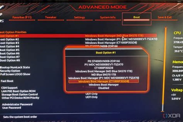 Secondary PCIe SSD not recognized at boot