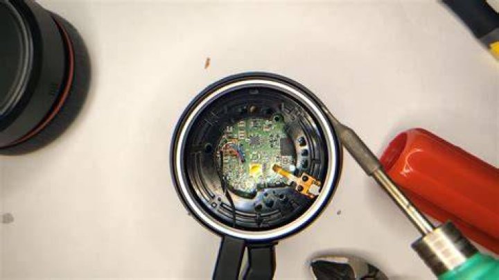 Smartphone headset microphone not working, only internal does