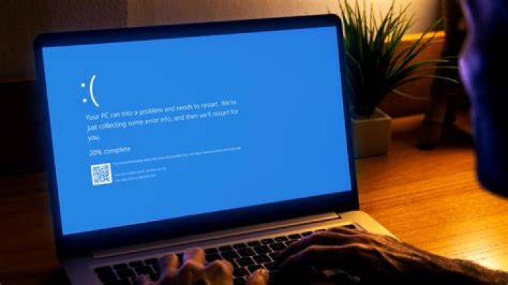 Swapping hard disk to new PC causes blue screen with Windows Server 2008