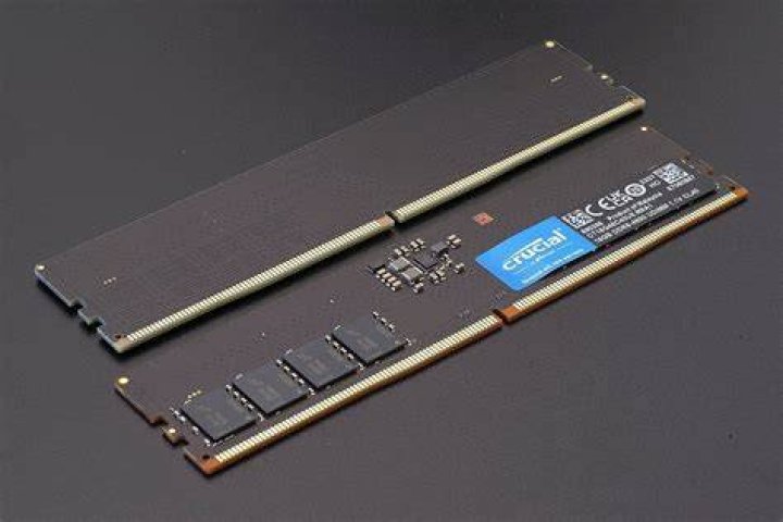 Two SDRAM sticks, courtesy of Wikipedia