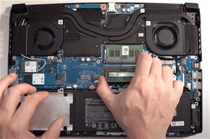 Unable to boot from USB/SSD on ACER Nitro 5 AN-515-42 with Radeon RX560