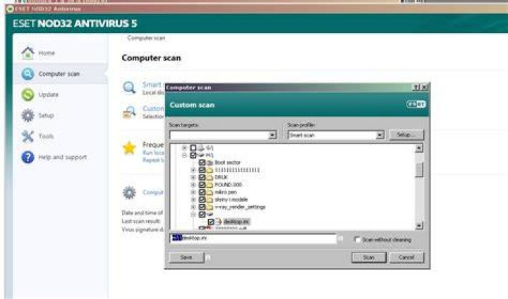 USB flash drive showing empty but half of the capacity is in Used