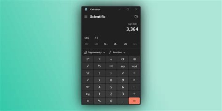 What's the difference between 'C' and 'CE' functions on Windows calculator?