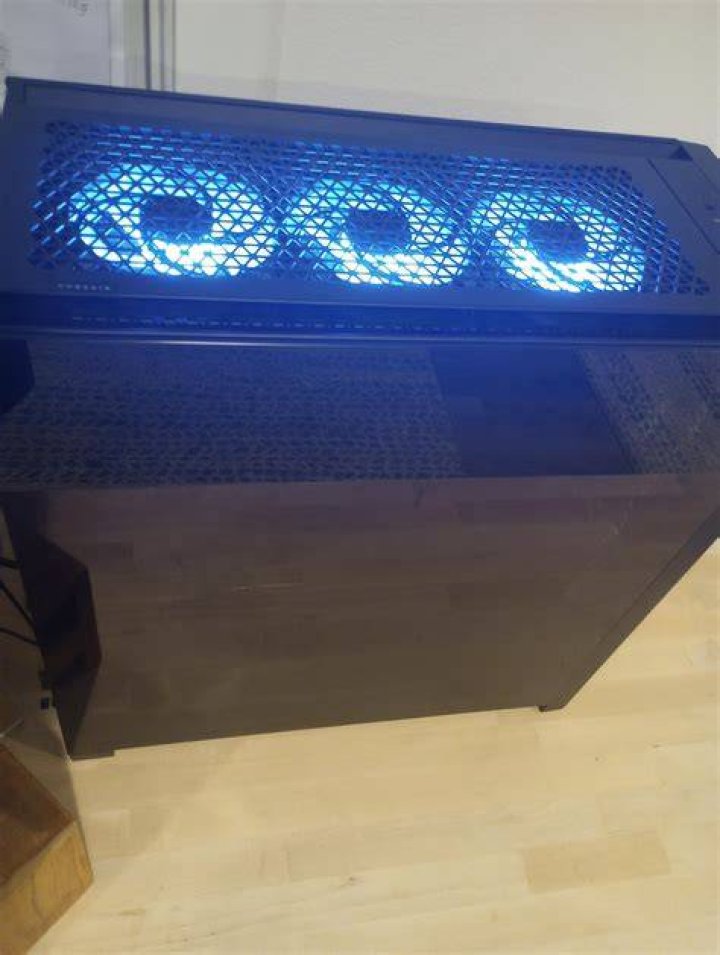 Why does my mouse's LED not turn off when I shut down the PC?